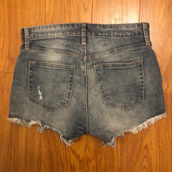 Jean shorts - Picture 2 of 3